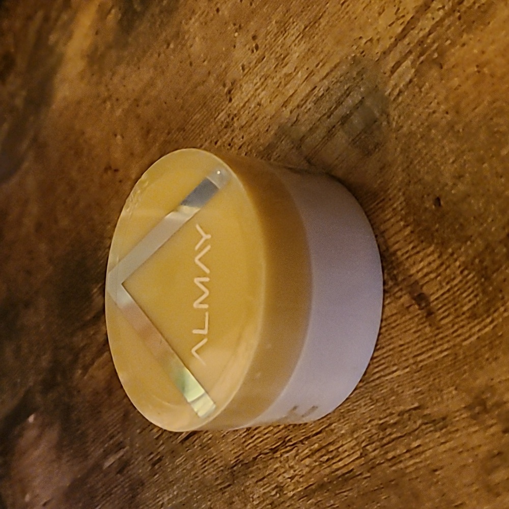 ALMAY Hi-Lite Illuminator Make Them Jelly 004 24K Dreams .58 Oz Makeup